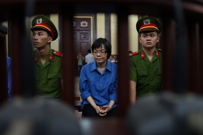 Quy trình "phù phép" làm giả con dấu và chữ ký