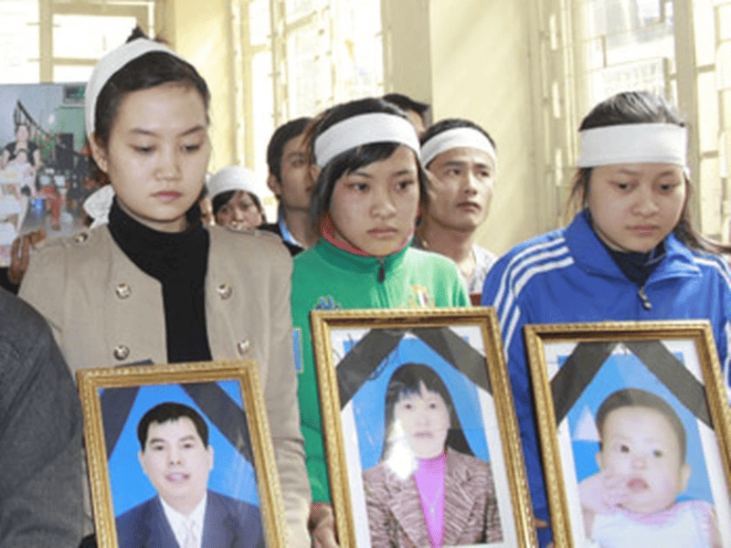 Gia đình tiệm vàng Ngọc Bích