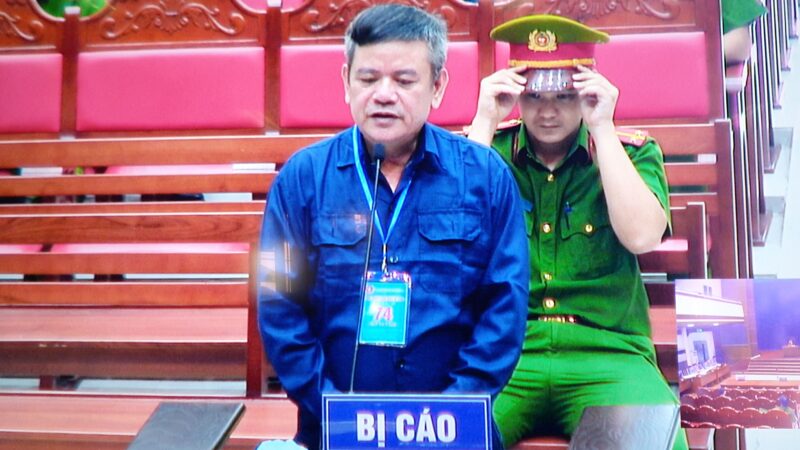 Bị cáo Ngô Văn Thụy tại phiên tòa xét xử vụ án buôn lậu xăng dầu