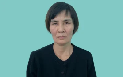 Phương Thị Nga – Trộm đồ rồi ép 1 nữ sinh quỳ gối xin