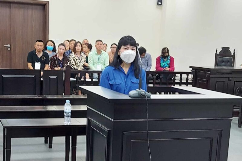 Vũ Thị Thu Nhung trong quá trình xét xử