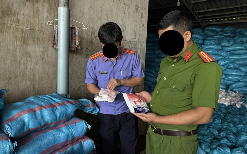 Xưởng sản xuất hàng nghìn tấn muối I-ốt giả của Văn Thị Ơn Xưởng sản xuất hàng nghìn tấn muối I-ốt giả của Văn Thị Ơn