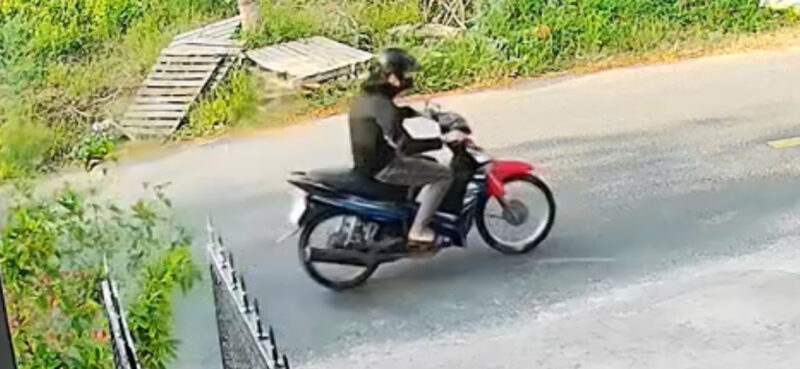 Hình ảnh Nguyễn Minh Đô được camera ghi lại khi cướp giật tài sản trên đường